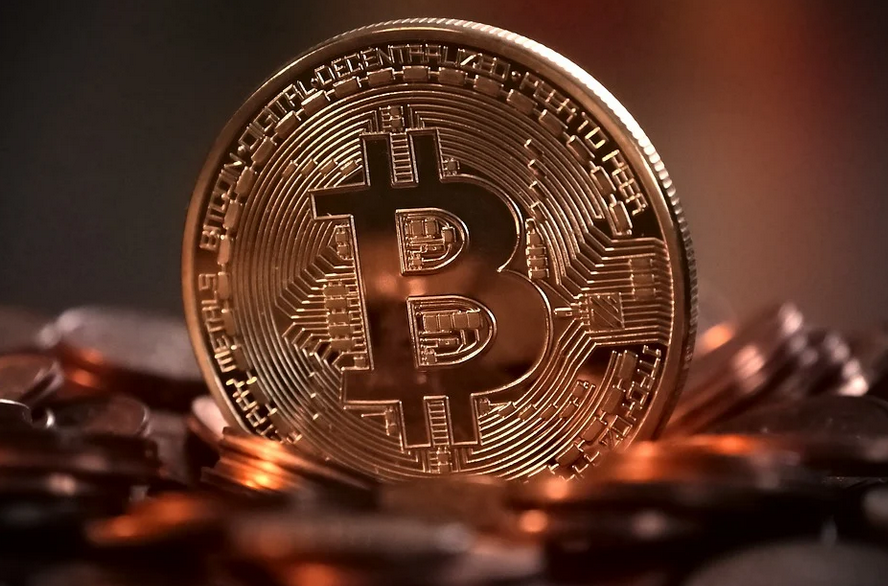 bitcoin kereskedési csúcs hogyan vásároljunk kereskedelmet és használjunk kriptovalutát